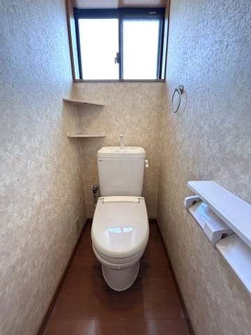 【トイレ】 | 〇●秦野市平沢 中古戸建●〇 | 2階トイレ