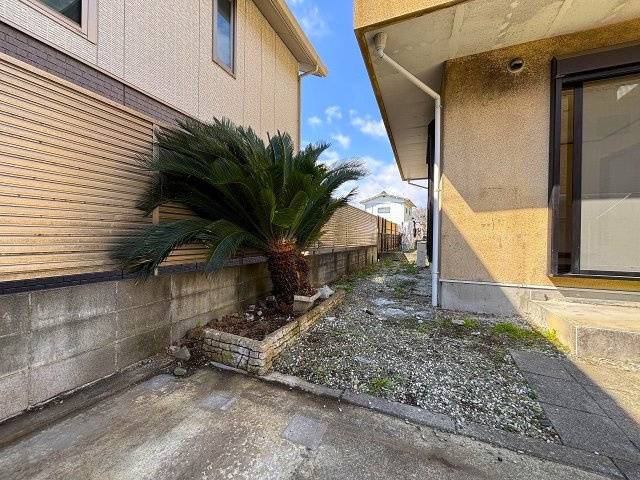 【庭】 | 〇●秦野市平沢 中古戸建●〇 | 南東側にお庭もあります。