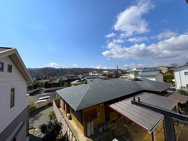 【展望】 | 〇●秦野市平沢 中古戸建●〇 | 周辺には高い建物がなく開放的な眺望が広がります。