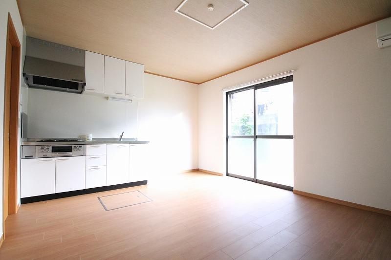 秋桜　　刈谷市近郊の賃貸ならクラスホーム刈谷店の居間・リビング|同物件の別部屋になります。