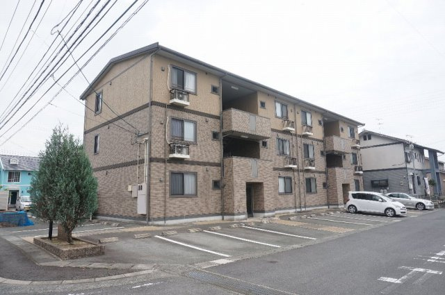 熊本市南区江越１丁目のアパート