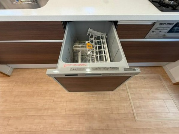 【中古】川越市仙波町中古住宅のキッチン|食器洗い乾燥機付きで家事の負担も軽減♪
