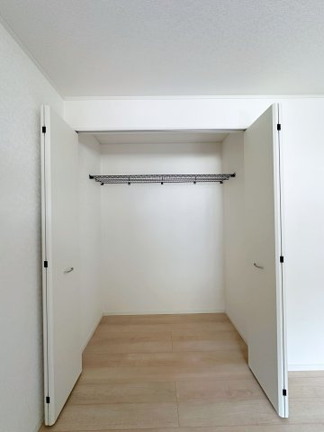 ●東区温品3丁目の収納|2階7帖主寝室のクローゼット☆