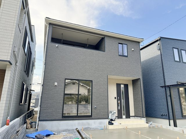 ●東区温品3丁目の外観|2026年2月完成☆
4SLDKの新築住宅が分譲開始♪
お気軽にお問い合わせください！