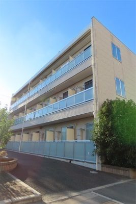 リブリ・フラムドールの周辺