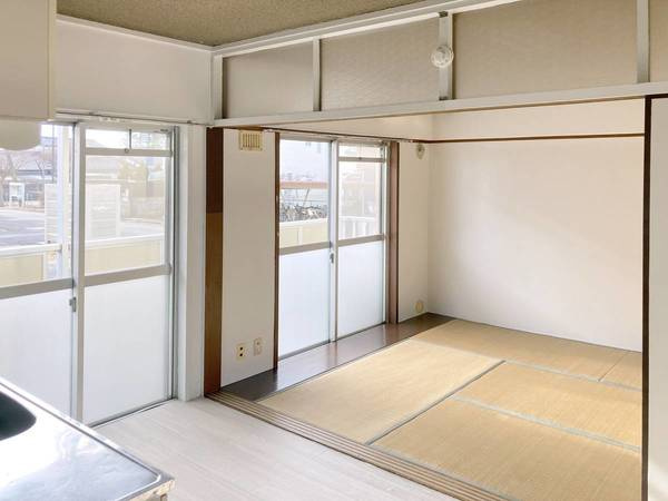 ビレッジハウス大穂2号棟の居間・リビング|ビレッジハウスの同一物件・同一タイプの間取りの写真です