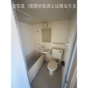 犬山市字小洞のアパートの洗面所