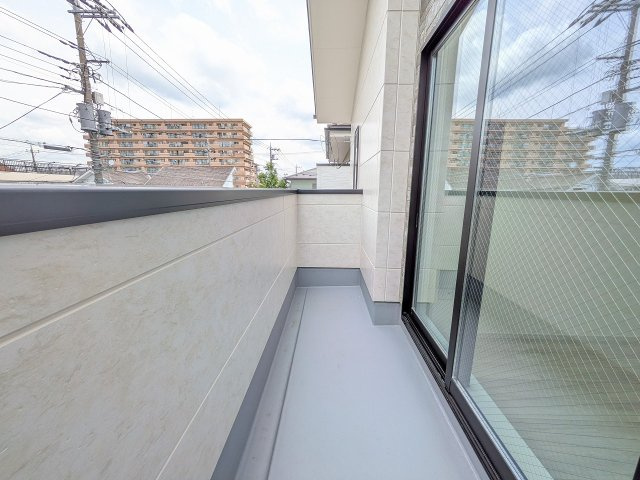 八王子市　東浅川町　新築一戸建て　８期のバルコニー|～北西向きバルコニー～