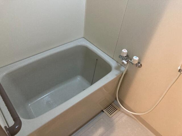 メゾンベールの浴室