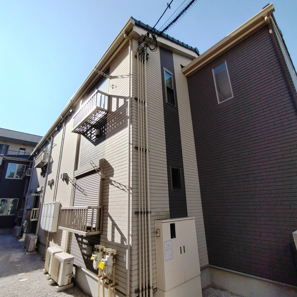 Le premier Houei(ﾘ ﾌﾟﾘﾒｲﾗ ﾎｳｴｲ)