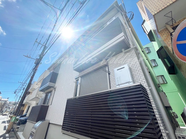 ルナ・プロモントア