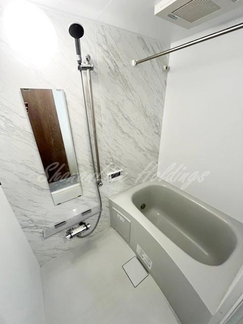 ルナ・プロモントアの浴室|浴室乾燥機完備♪