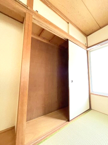 小物を収納するのに便利です