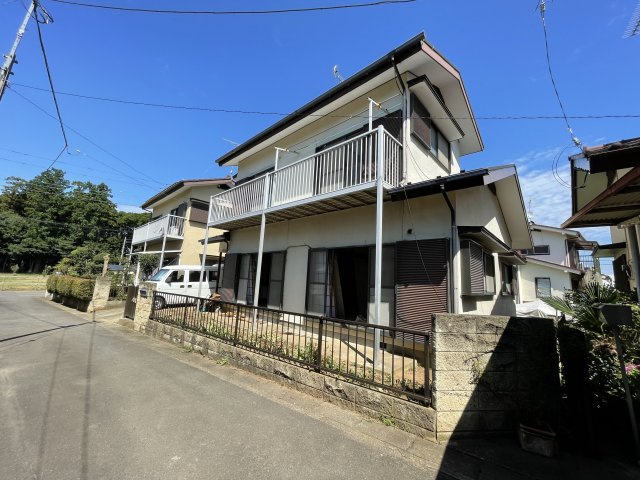 ハウスオカザキ神立の外観|正面南向きの為日当たり良好