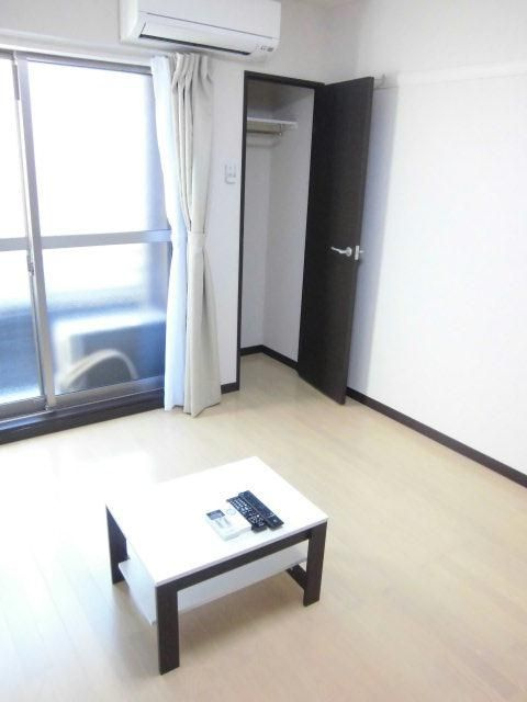 レオネクストやまとⅢの収納