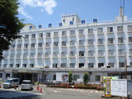 伊勢原共同病院まで350ｍ