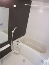 日々の疲れを癒すお風呂付です