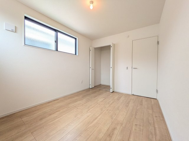 八王子市　東浅川町　新築一戸建て　８期の収納|～収納力の高いクローゼット完備～