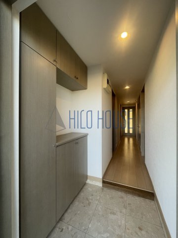 メリディアンガーデン雪月花の玄関