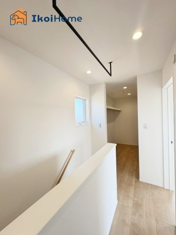 明石市二見町福里　新築戸建の洗面所|【ホームページに現地動画掲載中】●年中無休：当日予約可●廊下スペースにお洗濯物が干せます！
