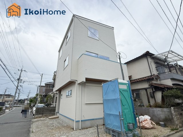 明石市二見町福里　新築戸建のその他|弊社独自で毎月５組限定「人気オプション３点パック」カーポート・バルコニー・ウッドデッキを１万円で取付
