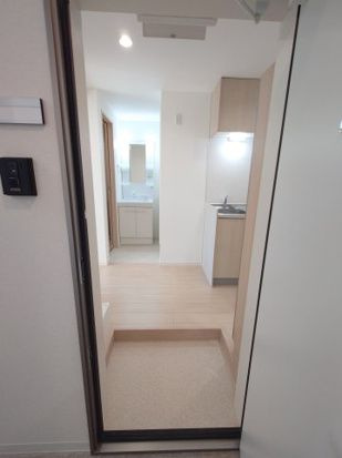 カフーティーダ西大宮の玄関|※別部屋参考写真