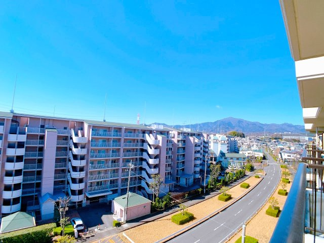 【展望】 | ◇◆リバティタウン伊勢原 11番館◆◇ | 道路を挟んで別の棟があるので開放感があります！