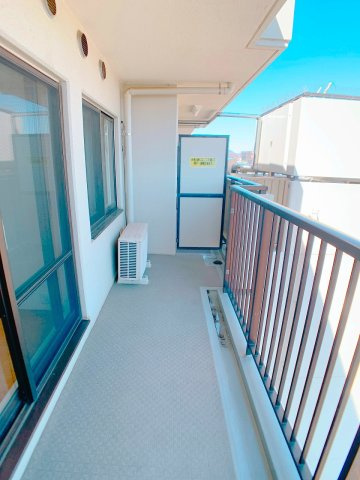 【バルコニー】 | ◇◆リバティタウン伊勢原 11番館◆◇ | 北東側バルコニー