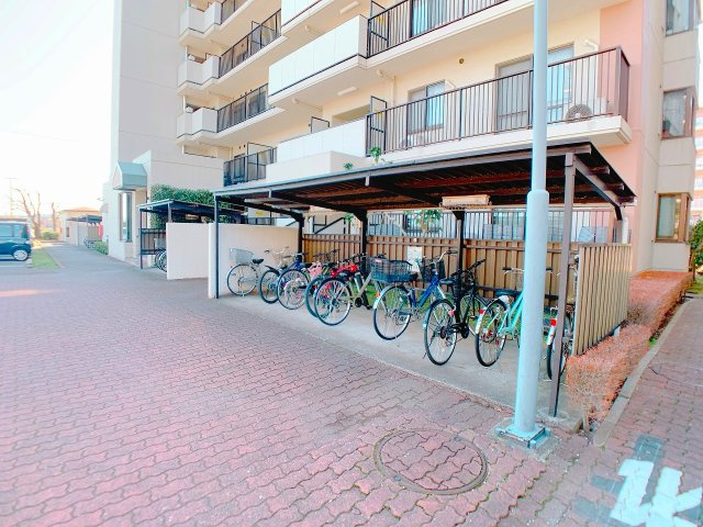 【その他共用部分】 | ◇◆リバティタウン伊勢原 11番館◆◇ | 自転車置き場
