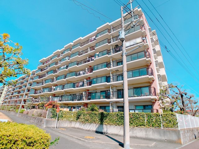 【外観】 | ◇◆リバティタウン伊勢原 11番館◆◇ | 陽当たりの良いマンションです。