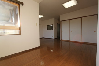 【居間・リビング】 | 上杉五番館