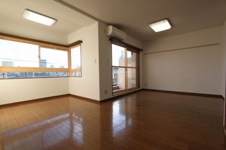 【居間・リビング】 | 上杉五番館