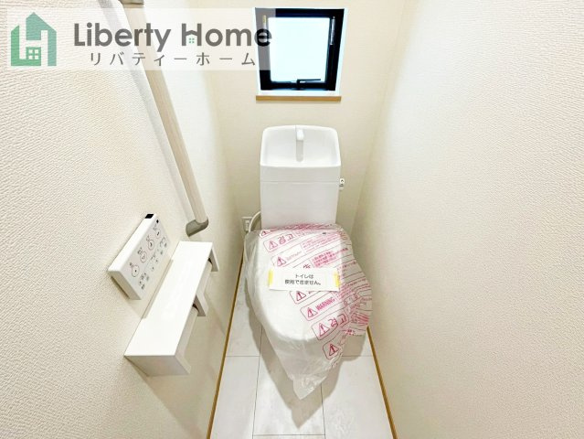 土浦市神立町　新築戸建　B号棟のトイレ