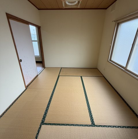 梅田ハイツの和室|和室があれば客間としても活用できます