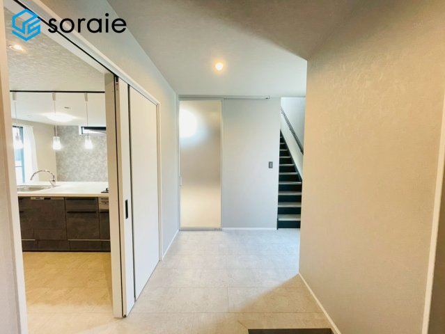 入間市東町2丁目　中古戸建の玄関|3/23撮影