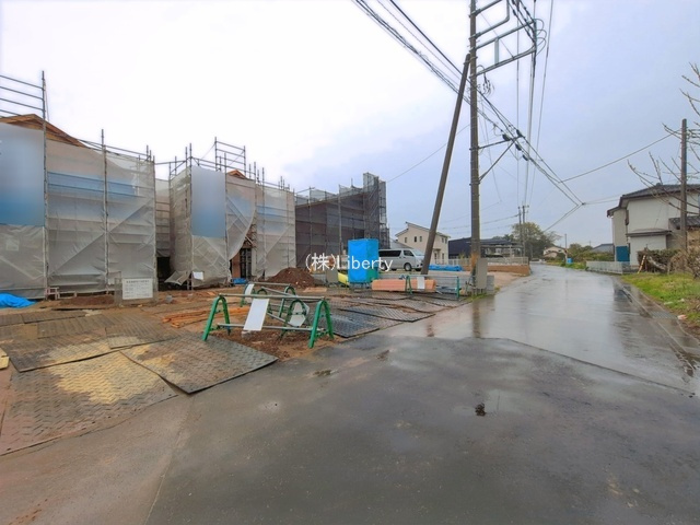 土浦市神立町　新築戸建　C号棟の前面道路含む現地写真