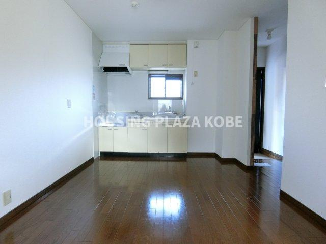 カルム須磨の居間・リビング