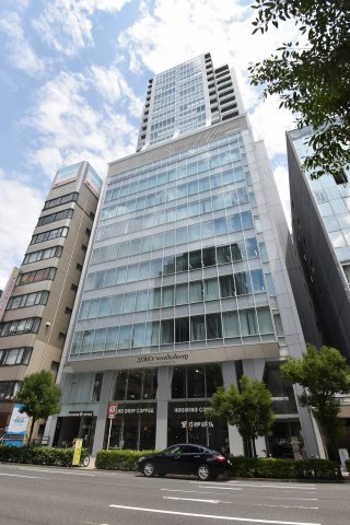 アステリオ北堀江ザ・メトロタワーの外観