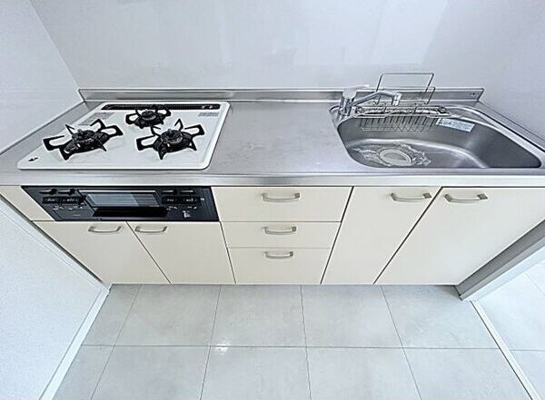 ソレイユ上社のキッチン