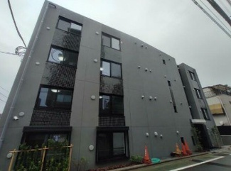【外観】 | 鉄筋コンクリート造のがっちりとした建物。