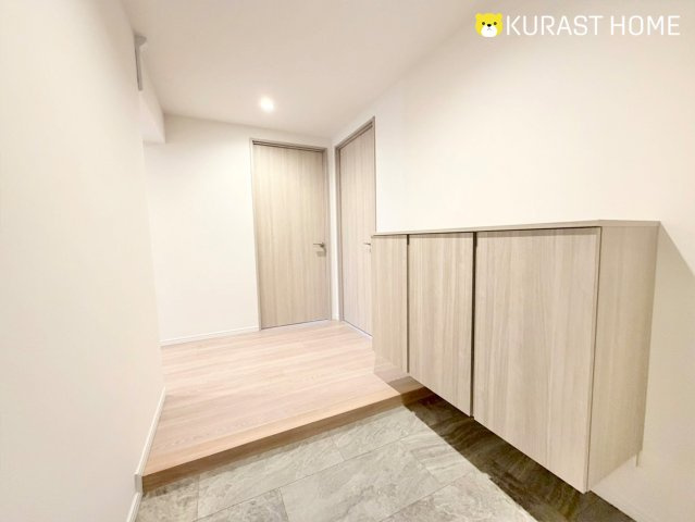 嵐山ロイアルハイツ3号棟　4階の玄関