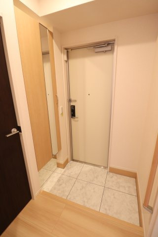 ラムリテンの玄関