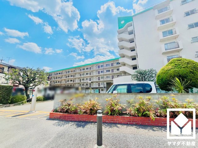 向陽セントラルハイツの外観