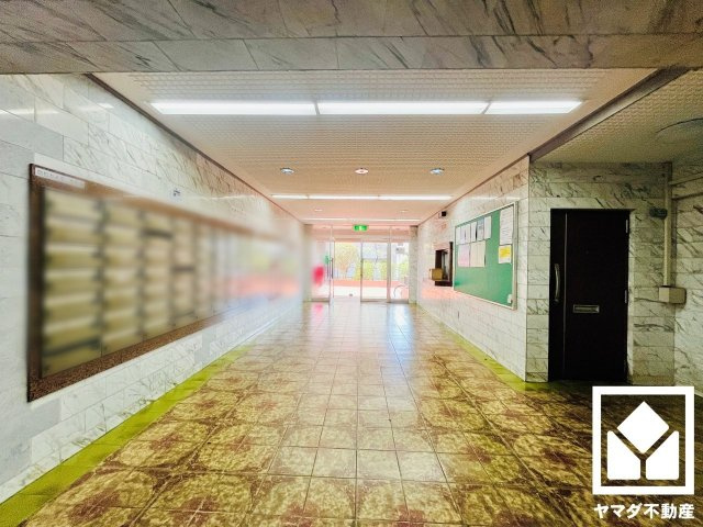 向陽セントラルハイツのロビー