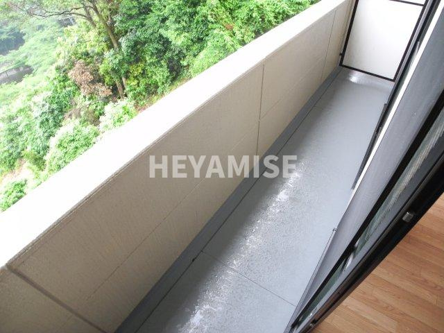 コールフェリーチェのバルコニー