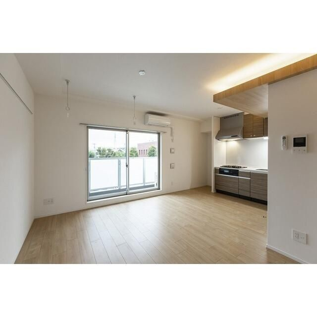 ＬＩＢＲ　ＧＲＡＮＴ世田谷等々力のバルコニー|【LDK・洋室】■24時間換気システム■ハンガーレール