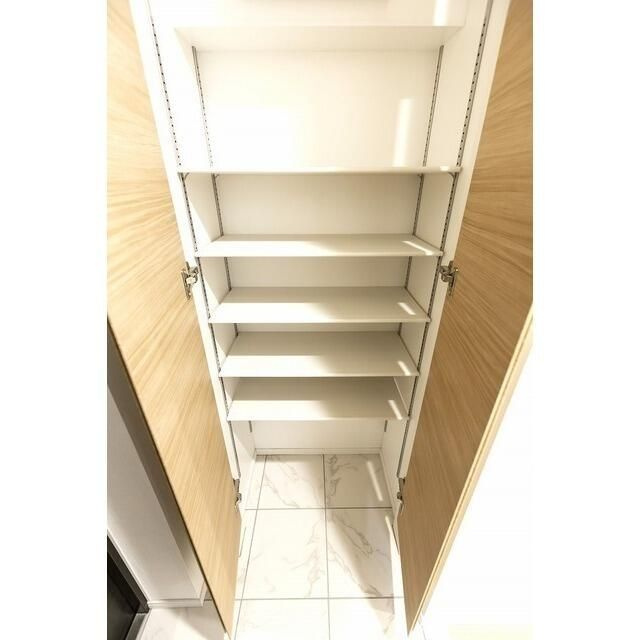 ＬＩＢＲ　ＧＲＡＮＴ世田谷等々力の内装|■シューズクローゼット