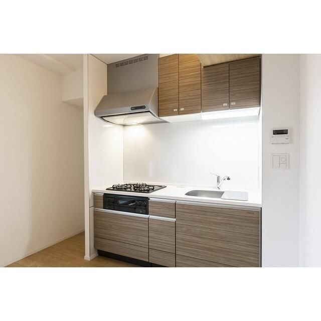 ＬＩＢＲ　ＧＲＡＮＴ世田谷等々力のキッチン|【キッチン】■グリル機能付き３口ガスコンロシステムキッチン