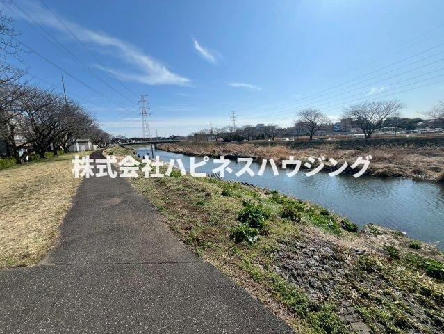 KASHIWA STREAM～カシワストリーム～の周辺|物件の目の前には大堀川、ワンちゃんの散歩コースに最適。