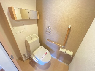 リーブル・ルミエールのトイレ|シャワー付トイレ